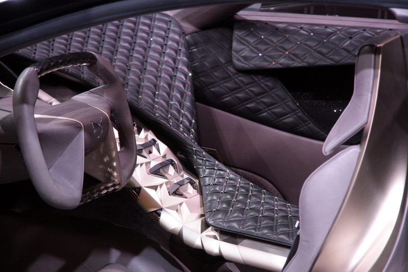 Illustration for article titled Don't Laugh, This Citroen With Insane Doors Is Actually Close To Reality